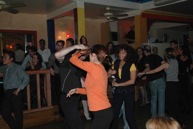 min 2006 10 31 latino 095